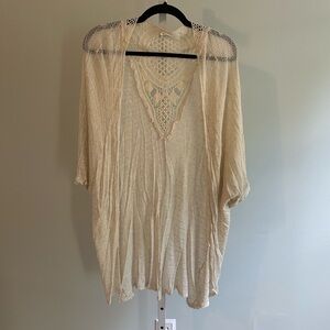 En Crème Cream Crochet Shaw Cardigan